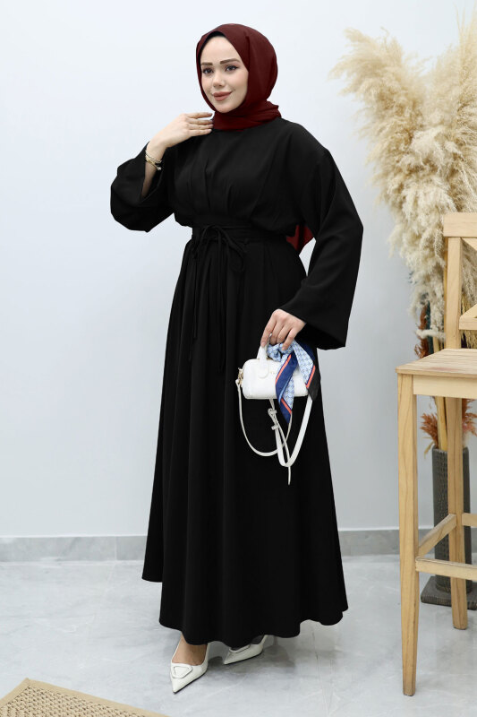 Belden Oturtmalı Bağcıklı Elbise TSD260136 Siyah - Tesettür Dünyası