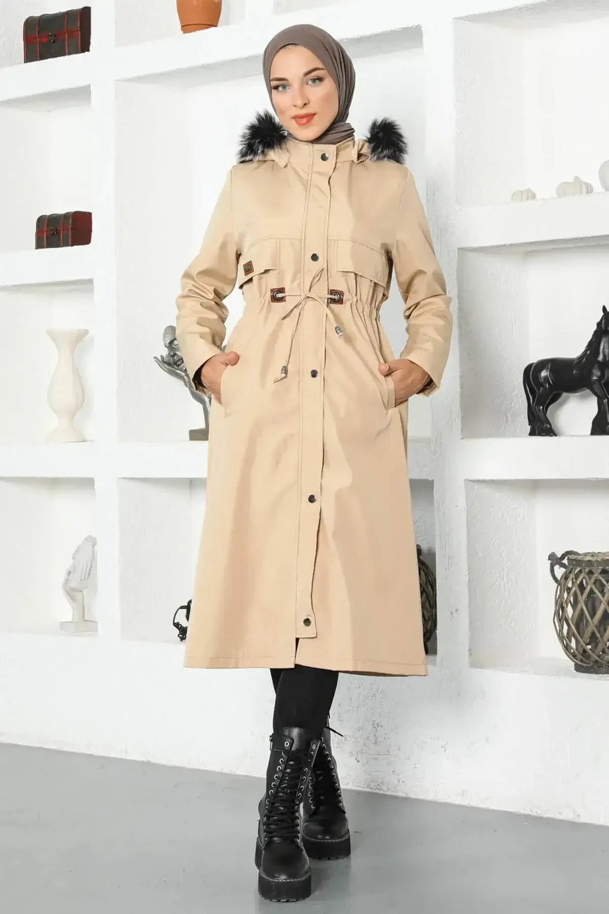 Beli Bağcıklı Mont TSD1932 Bej - Tesettür Dünyası