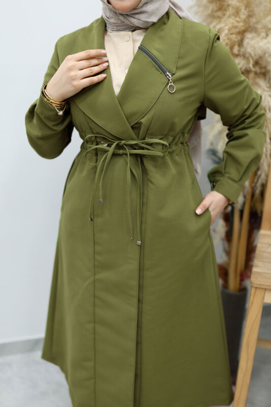 Beli Büzgülü Fermuar Detaylı Trençkot TSD260145 Haki - 4