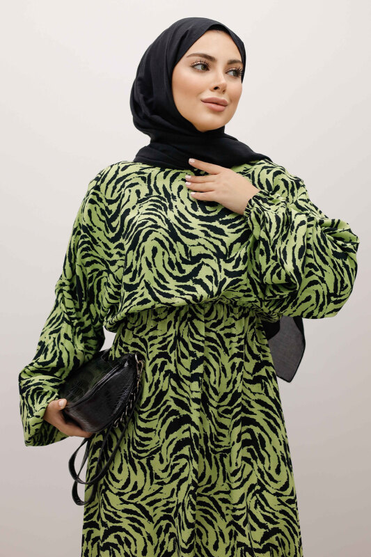 Beli Lastikli Yarasa Kol Viskon Elbise TSD250235 Fıstık Yeşili - Tesettür Dünyası (1)