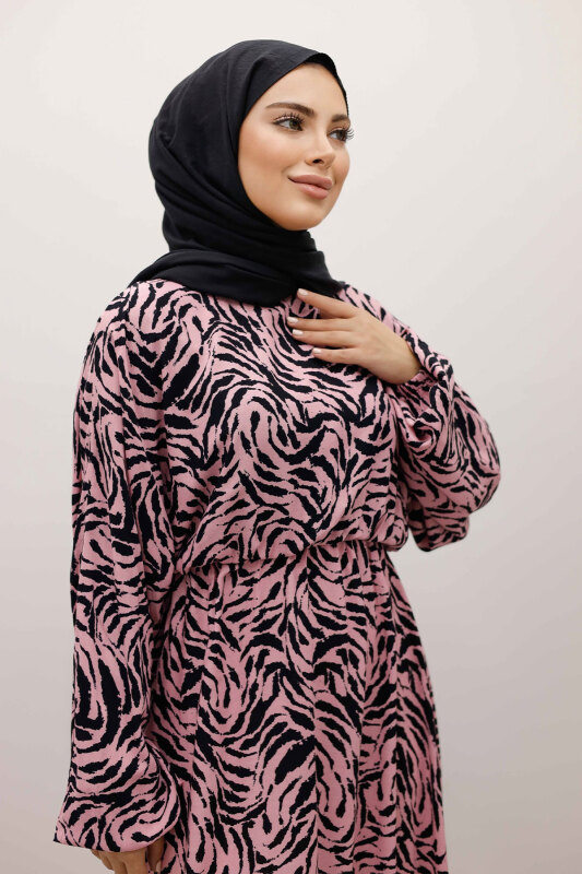 Beli Lastikli Yarasa Kol Viskon Elbise TSD250235 Pembe - Tesettür Dünyası (1)