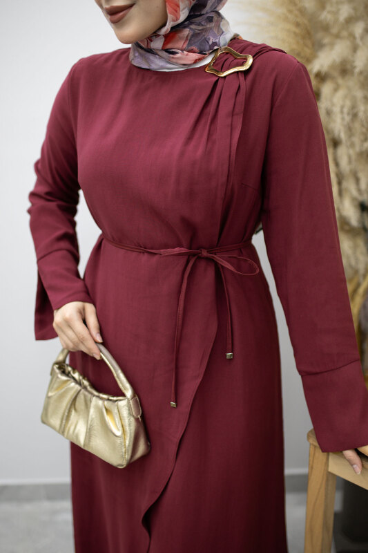 Broş Detaylı Kuşaklı Elbise TSD260198 Fuşya - 4