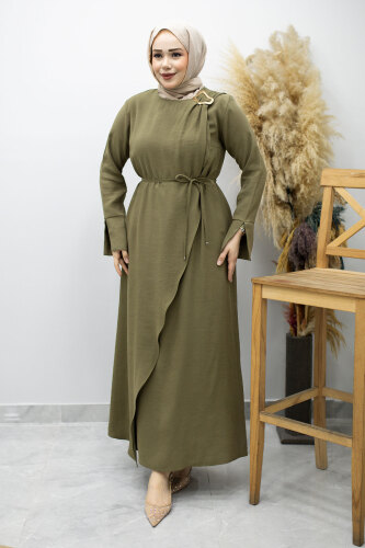 Broş Detaylı Kuşaklı Elbise TSD260198 Haki - 1