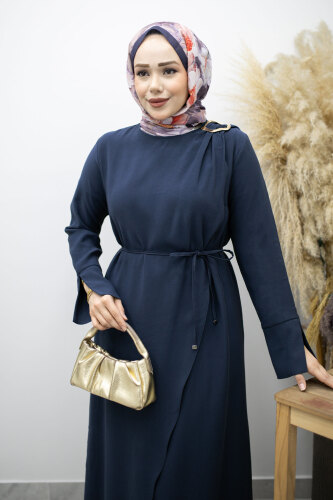 Broş Detaylı Kuşaklı Elbise TSD260198 Lacivert - 2