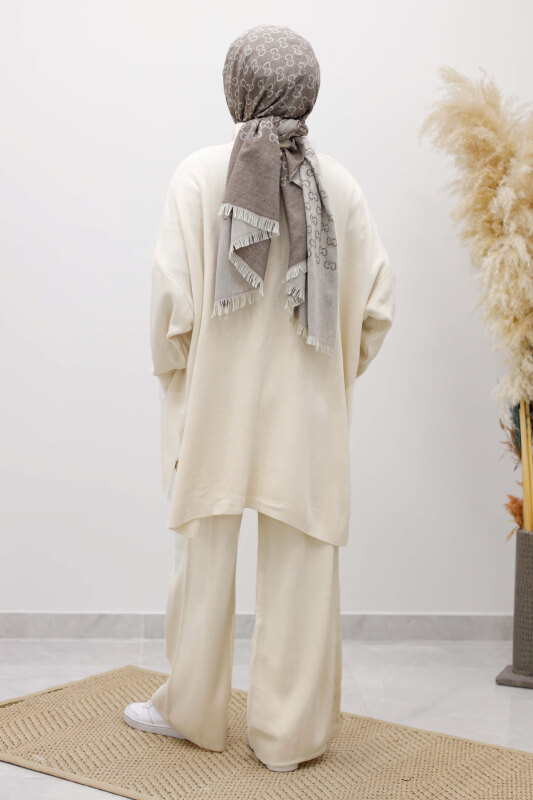 Çift Cepli Boğazlı Triko Takım TSD260109 Bej - 6