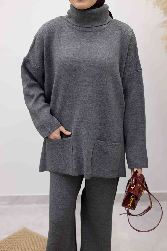 Çift Cepli Boğazlı Triko Takım TSD260109 Füme - 4