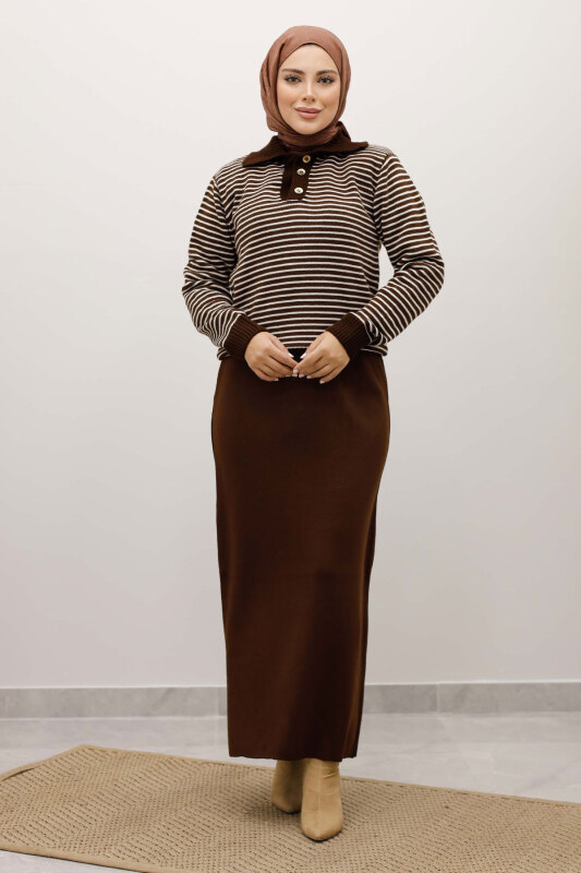 Çizgili Triko Kazak TSD250241 Kahverengi - Tesettür Dünyası