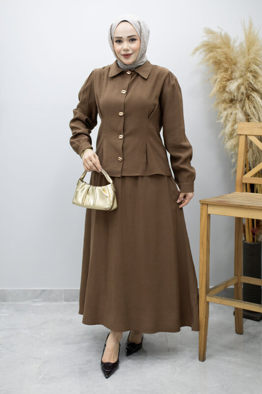 Düğmeli Pens Detaylı Etekli Takım TSD260188 Kahverengi - Tesettür Dünyası