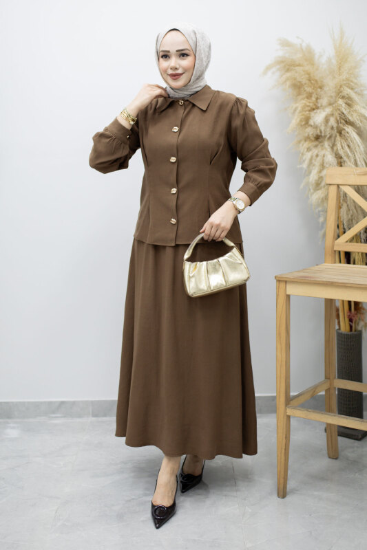 Düğmeli Pens Detaylı Etekli Takım TSD260188 Kahverengi - 5