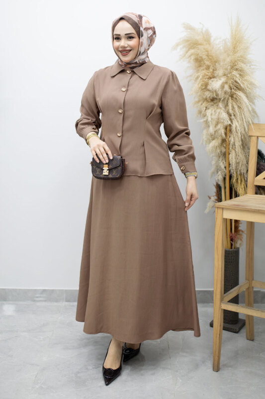 Düğmeli Pens Detaylı Etekli Takım TSD260188 Vizon - 3