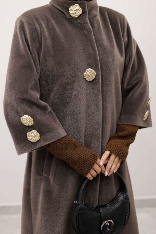 Kol Ucu Triko Detaylı Angora Fox Kaban TSD250246 Kahverengi - 5