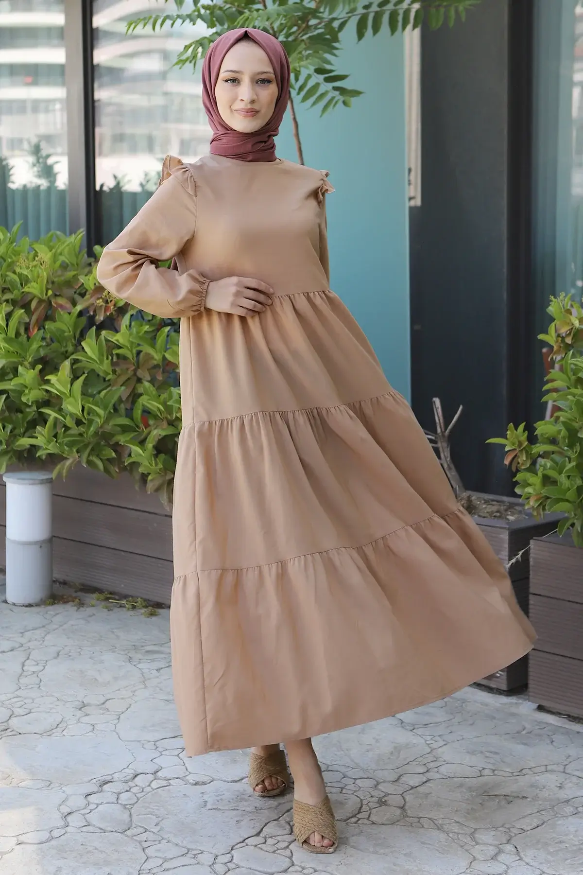 Omuzu Fırfırlı Elbise TSD220641 Camel - 1