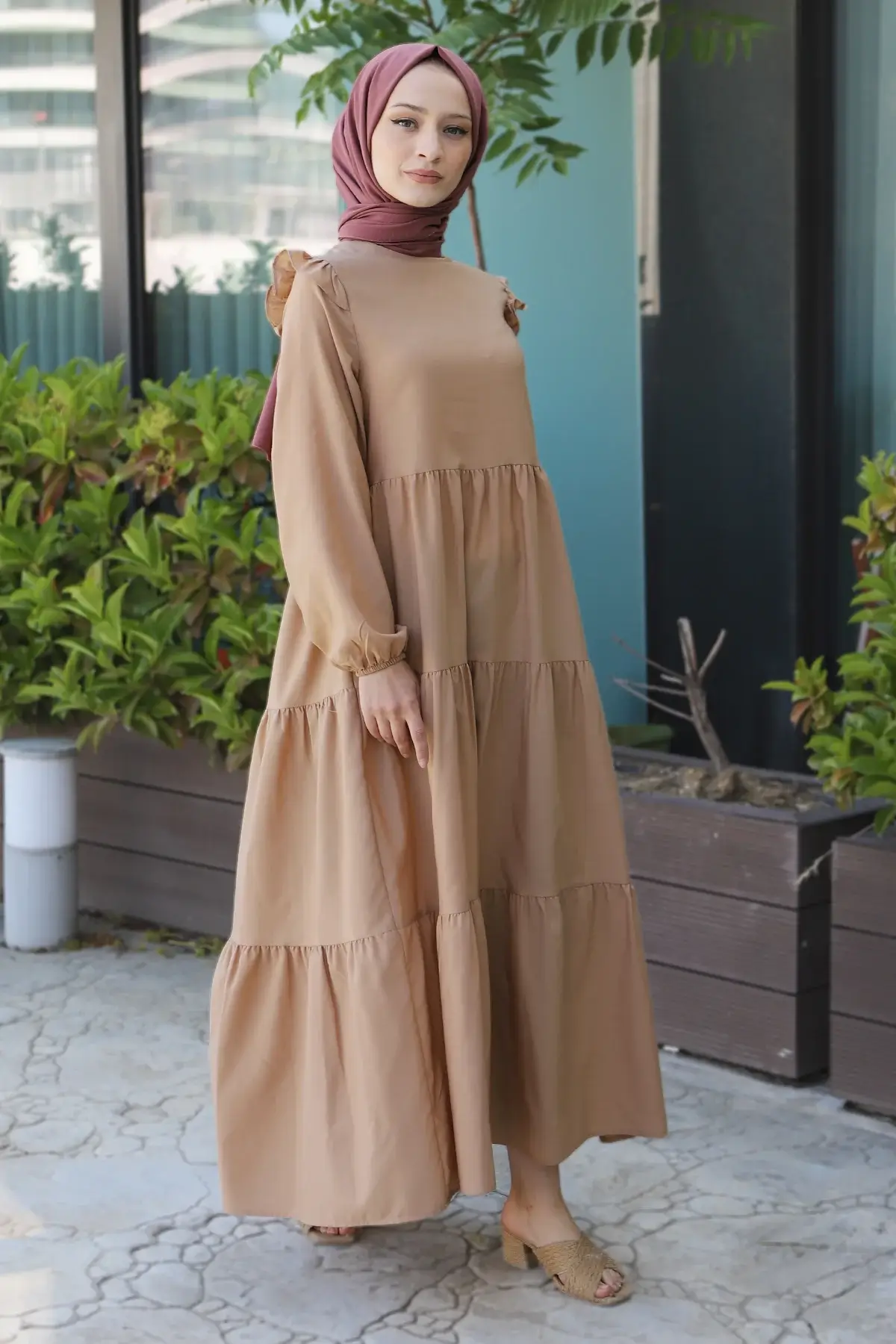 Omuzu Fırfırlı Elbise TSD220641 Camel - 3