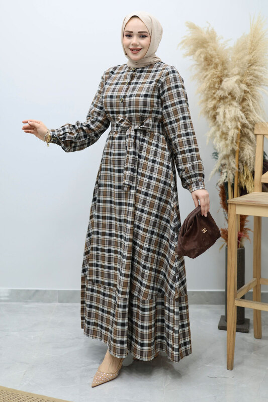 Önden Düğmeli Ekose Elbise TSD260131 Kahverengi - 5