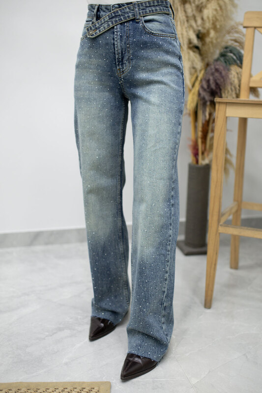 Taşlı Çapraz Kemerli Kot Pantolon TSD260194 Yıkamali Açık Mavi - 3