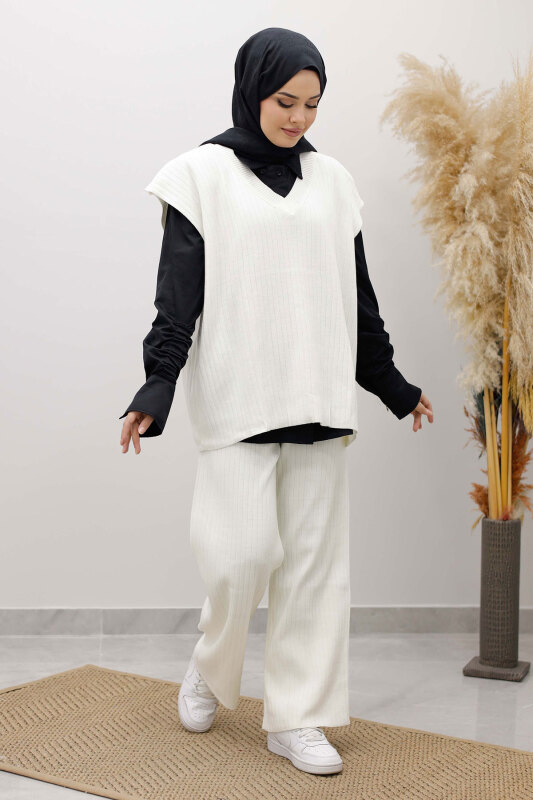 V Yaka Süveter Triko Takım TSD260104 Beyaz - 4