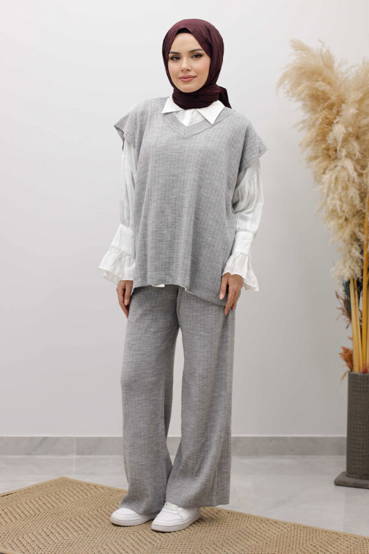 V Yaka Süveter Triko Takım TSD260104 Gri - Tesettür Dünyası
