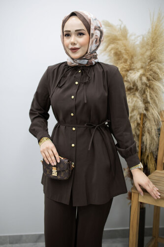 Yakası Bağlama Detaylı İkili Takım TSD260179 Kahverengi - 2