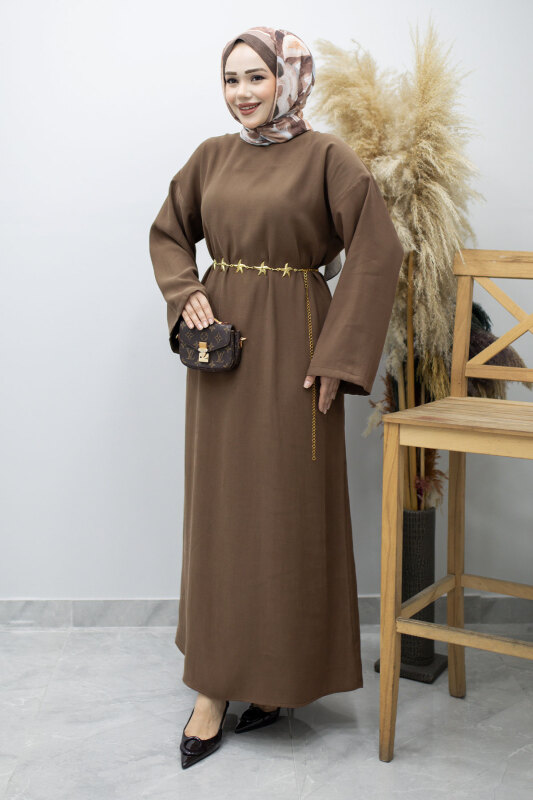 Zincir Kemerli Elbise TSD260191 Kahverengi - Tesettür Dünyası